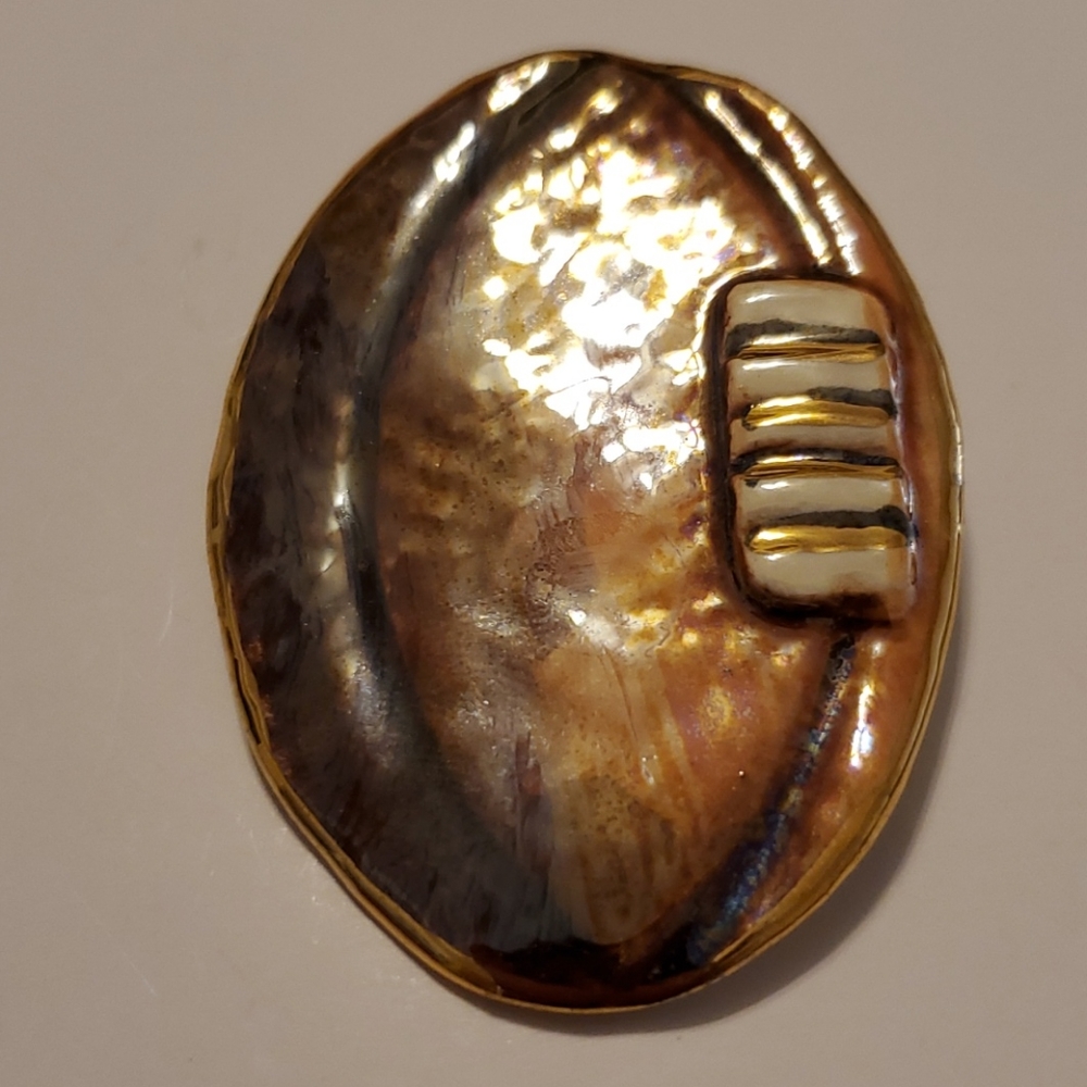 Pin,goldtone, large, Football,lightweight